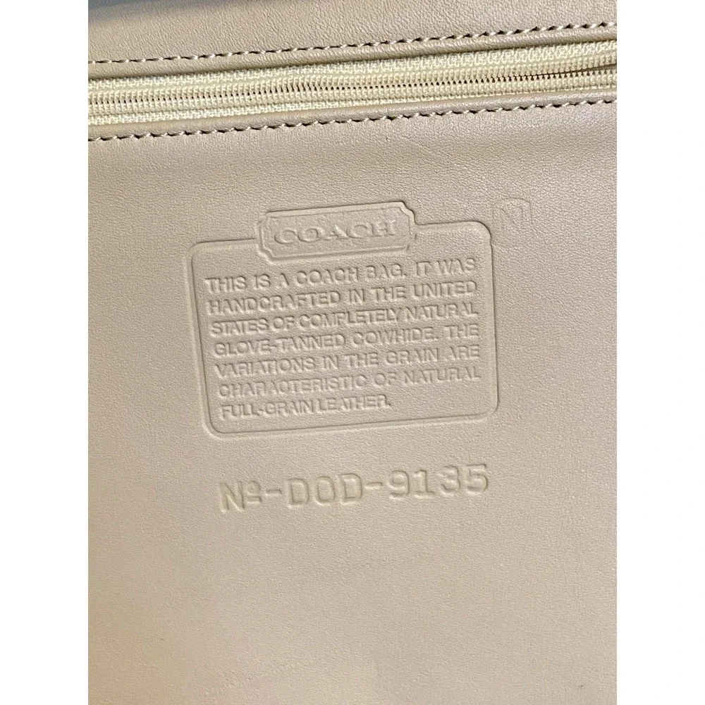 Vintage COACH 9135 Saddle Flap Crossbody bag 100 % Leather Brand New W/o Tags
